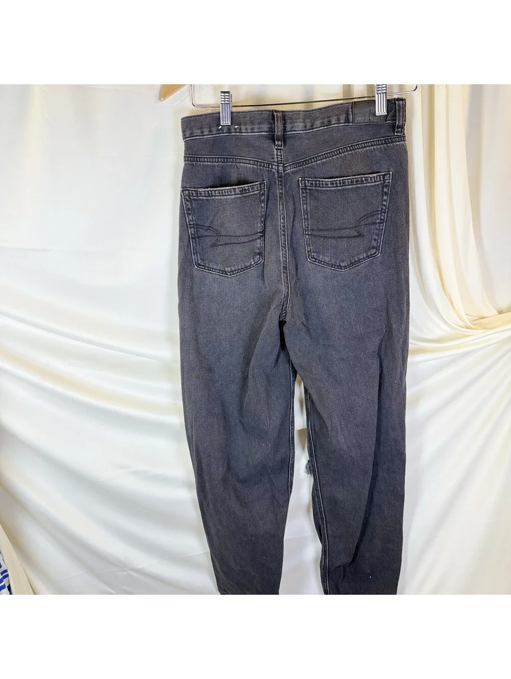 American Eagle Mom Jeans Black/Gray Denim Jeans Cotton Distressed Size 4 Reg